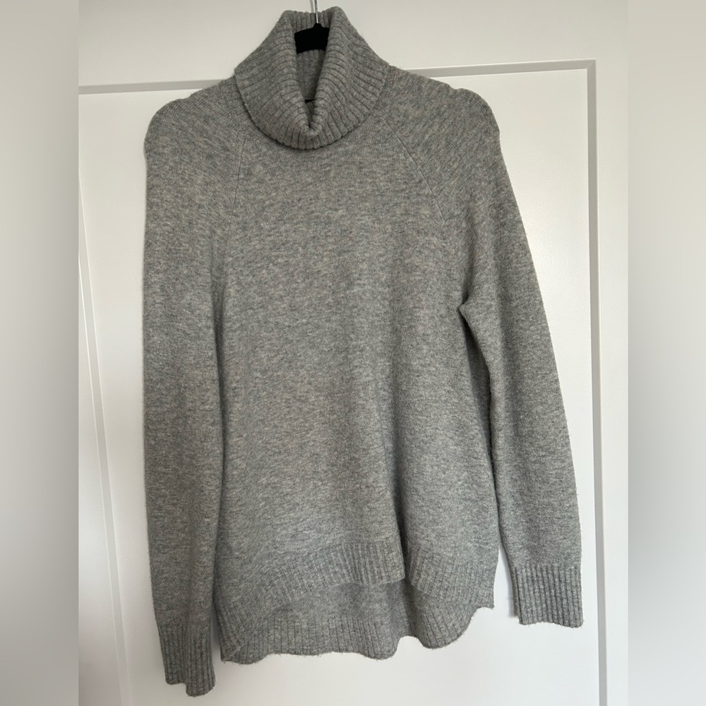 J.Crew Everyday Wool Blend Boyfriend Turtleneck Sweater Gray Size S